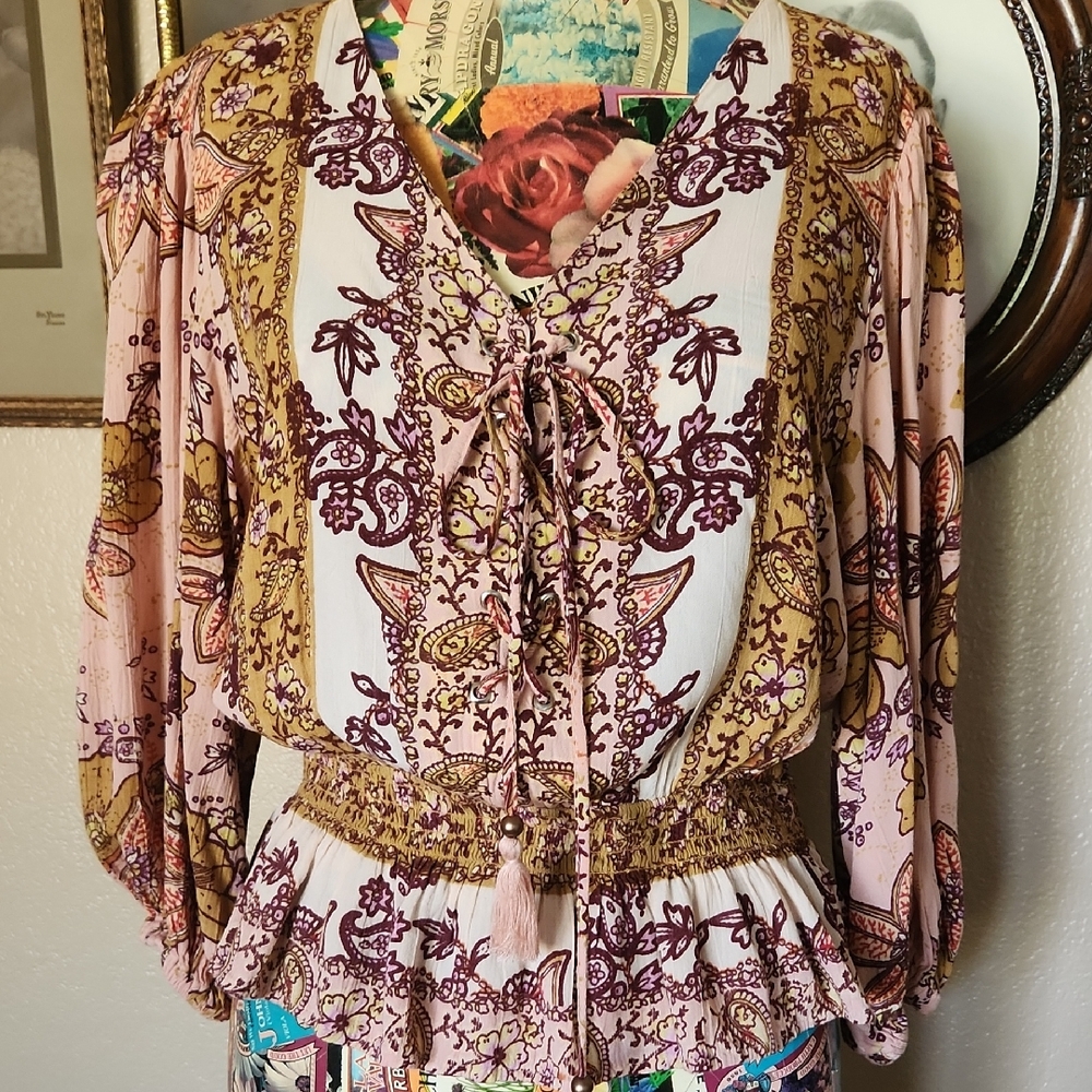 Gypsy Love Pemplum Top